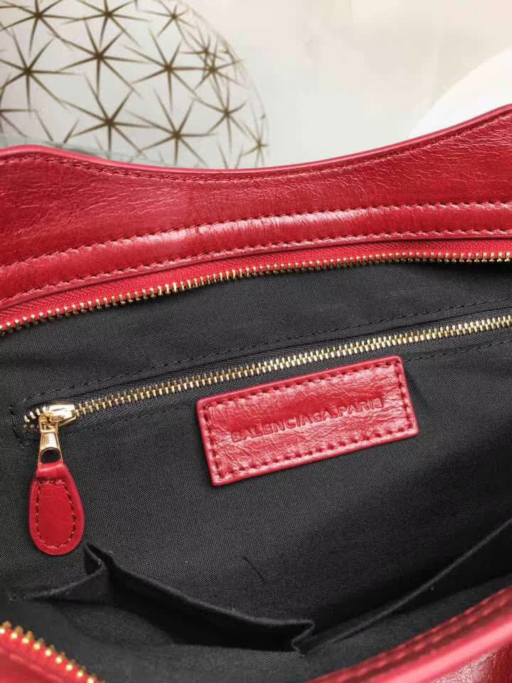 BALENCIAG巴黎世家 義大利進口 原版油蠟頭層牛皮 香皮小銀釘 時尚百搭 手提肩背斜挎包  BL1585